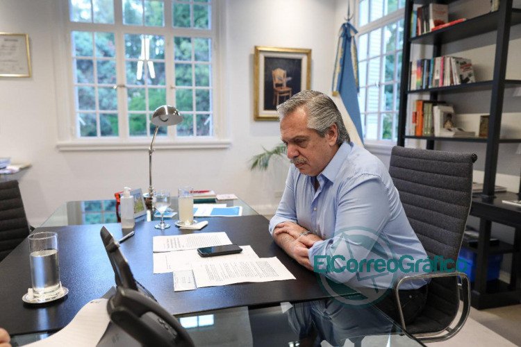 Fernández mantuvo una comunicación con su par italiano, Giuseppe Conte