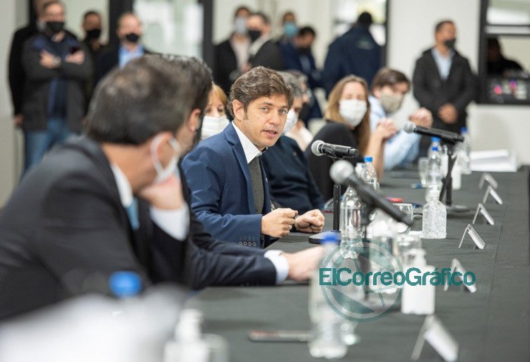 Kicillof en Hurlingham: “Ante la pandemia, hay un Estado que jerarquiza la educación”