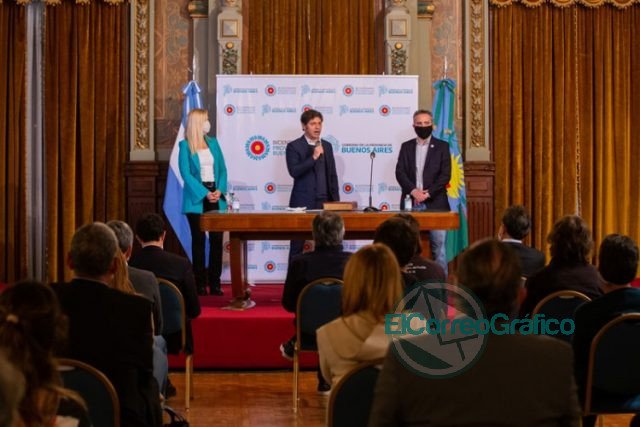 Kicillof puso en funciones a Andrés Larroque como ministro de Desarrollo de la Comunidad Kicillof puso en funciones a Andrés Larroque como ministro de Desarrollo de la Comunidad