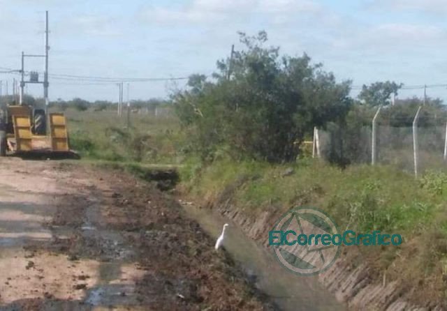 Mejorados de calles y limpieza en los barrios de la Delegación II