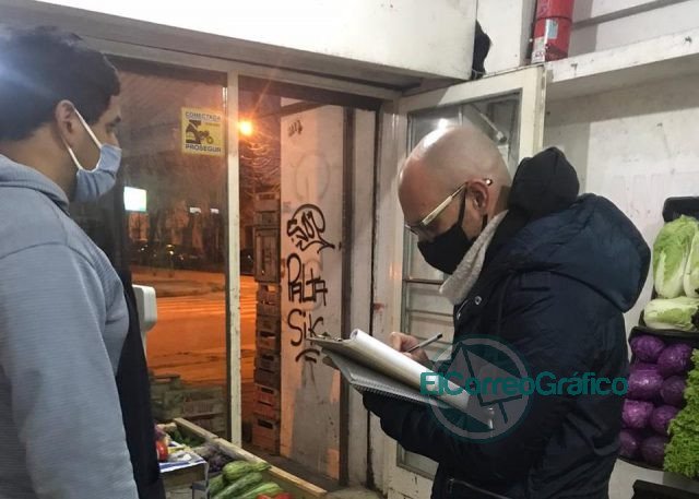 Sigue la persecución por el control de precios en verdulerías