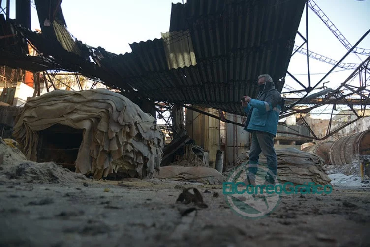 ACUMAR clausuró una curtiembre por graves faltas ACUMAR clausuró una curtiembre por graves faltas