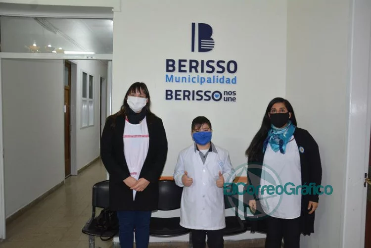 Alumno berissense realizó la promesa a la bandera junto al gobernador Axel Kicillof