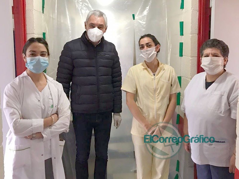 Cagliardi paseó por el Centro de Aislamiento ubicado en Villa Argüello