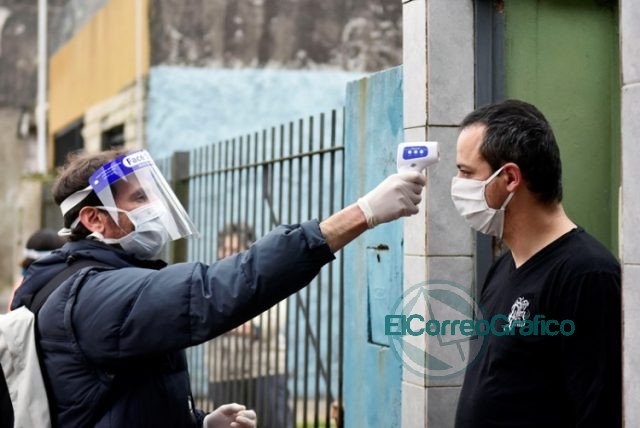 Controles sanitarios en Altos de San Lorenzo para detectar casos sospechosos de COVID-19