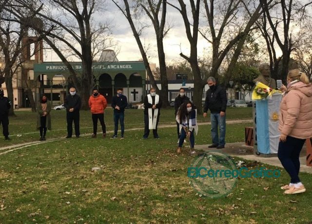El Foro de Seguridad homenajeó a Belgrano en su plaza homónima en Villa Argüello