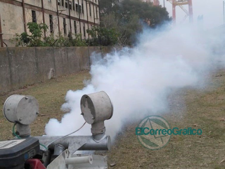 Fumigación en el Barrio El Carmen y calle Nueva York Fumigación en el Barrio El Carmen y calle Nueva York