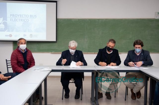 Ingenieros de la UNLP convertirán micros a propulsión eléctrica Ingenieros de la UNLP convertirán micros a propulsión eléctrica