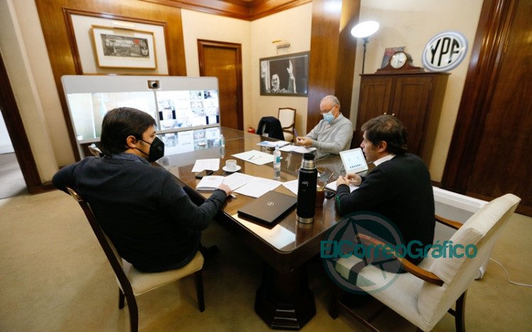 Kicillof mantuvo un encuentro con los directores de los hospitales provinciales