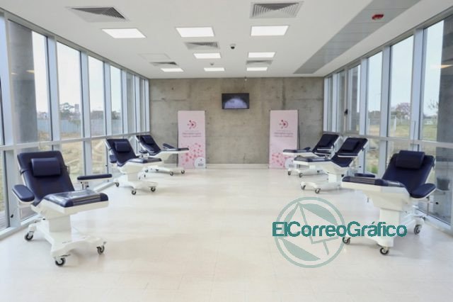 Kicillof participó de la inauguración del Centro Regional de Hemoterapia en Tres de Febrero