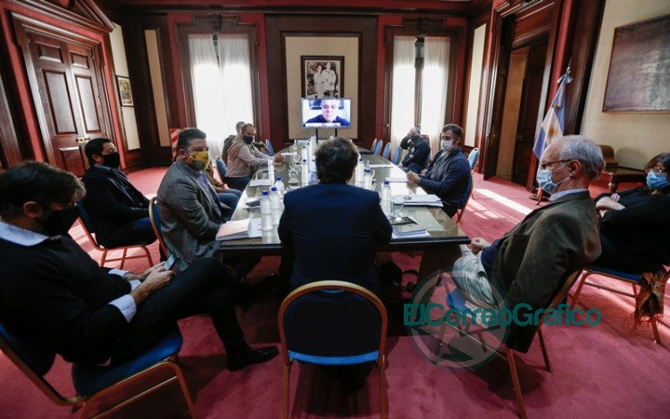 La Provincia anunció asistencia financiera a los municipios para atención de pacientes con Covid-19 La Provincia anunció asistencia financiera a los municipios para atención de pacientes con Covid-19