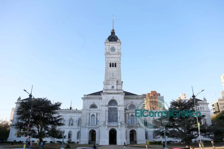 Funcionamiento de los servicios municipales durante el feriado del 15 de junio