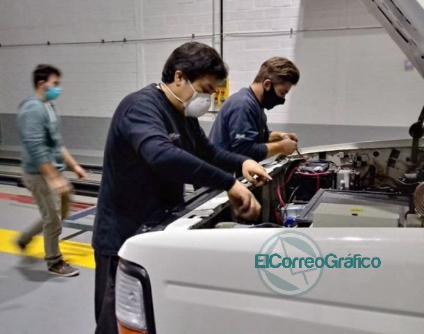Con el aporte de ingenieros de la UNLP, Tapalqué puso en marcha una camioneta eléctrica con baterías de litio