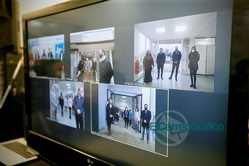 Kicillof participó de la inauguración de cinco centros de atención primaria en Almirante Brown