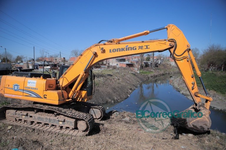 ACUMAR comenzó la limpieza de arroyos en ocho municipios de la Cuenca