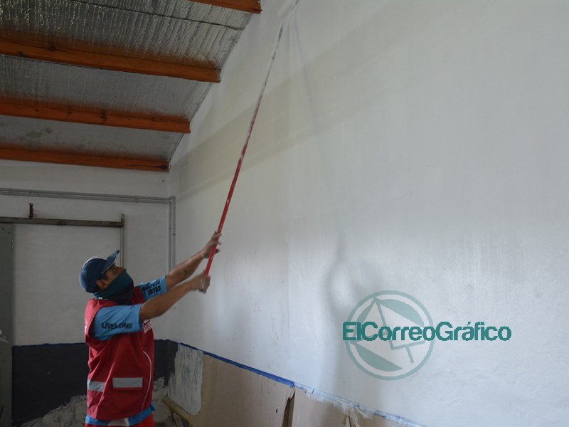 Cagliardi paseó por las obras del Centro de Formación Profesional N° 402 Cagliardi paseó por las obras del Centro de Formación Profesional N° 402