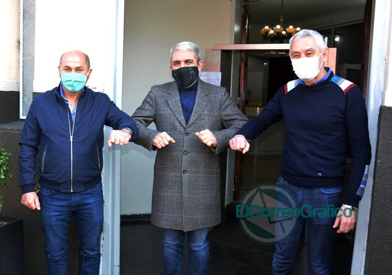 Cagliardi recibió a su “amigo” Aníbal Fernández