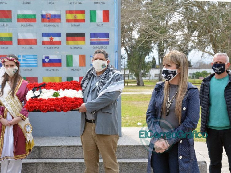Homenaje a las víctimas de la explosión en el Puerto de Beirut
