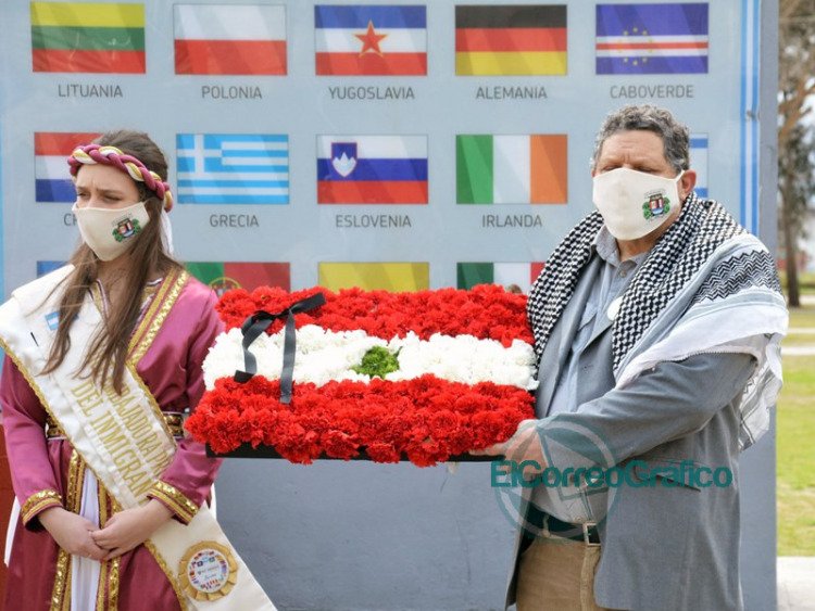 Homenaje a las víctimas de la explosión en el Puerto de Beirut