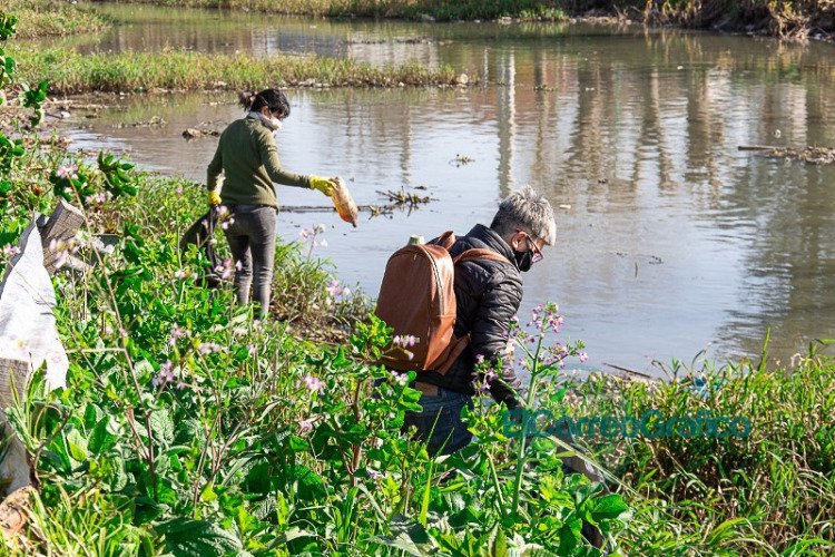 Jornada de limpieza del canal Génova llevada por vecinos y ambientalistas
