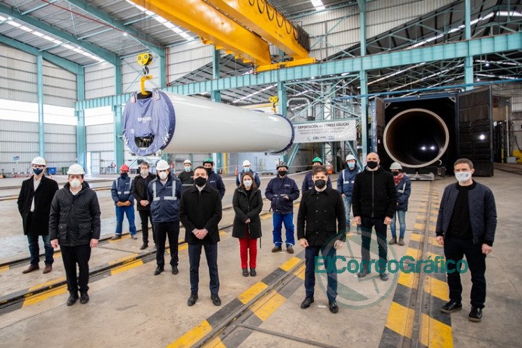 Kicillof paseó por el parque industrial y tecnológico de Florencio Varela