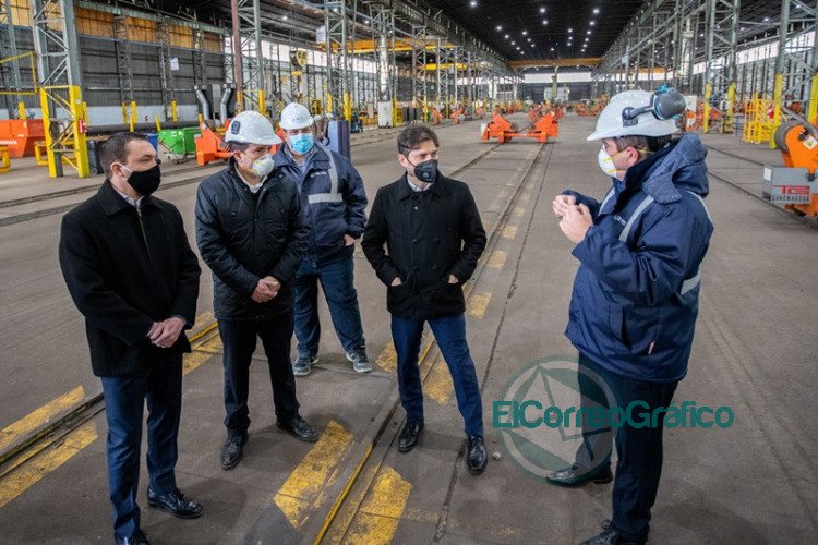 Kicillof paseó por el parque industrial y tecnológico de Florencio Varela