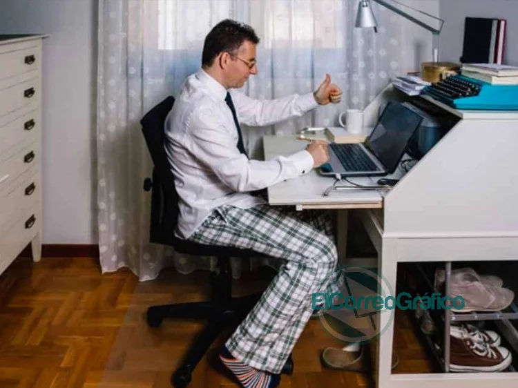Pijama, jogging y pantuflas: El nuevo código de vestimenta para ir a trabajar