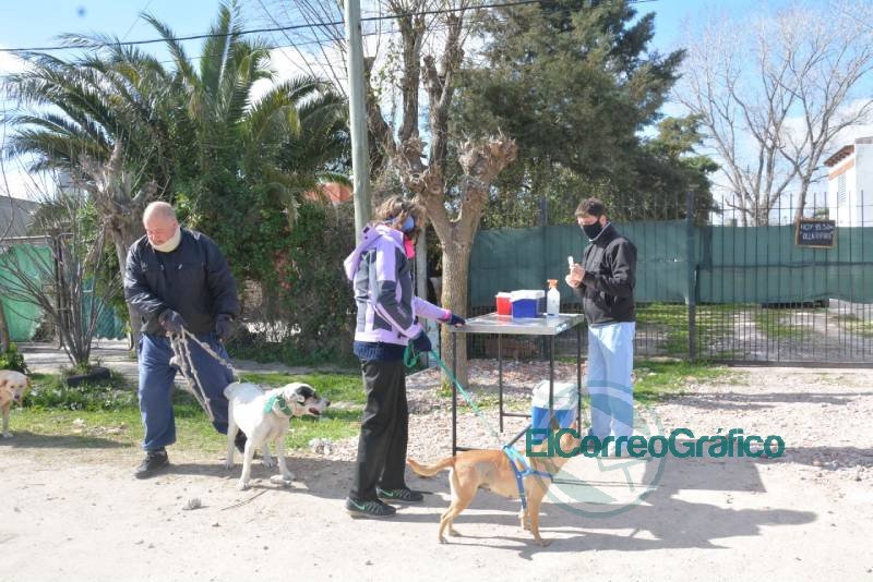 Vacunación en el Barrio Santa Teresita