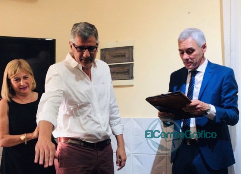 Asunción de Gabriel Pérez como secretario Privado de Cagliardi