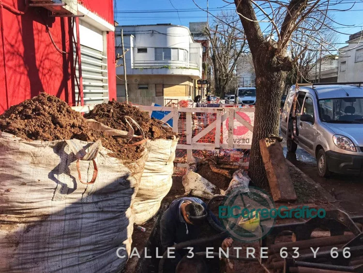 Avanza el recambio de cañerías de ABSA en La Plata