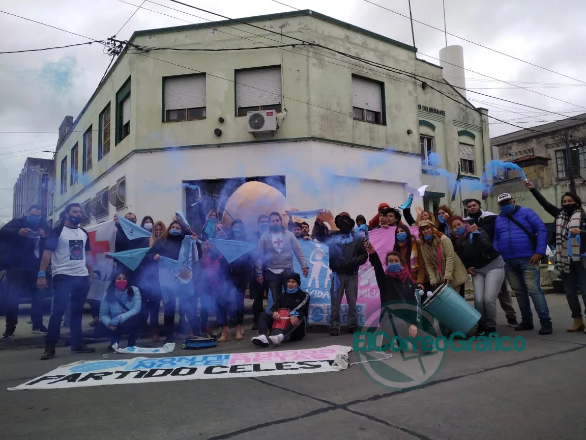 Denunciaron penalmente a la gestión de Cagliardi y al Centro de Salud de Villa Progreso por realizar aborto clandestinos