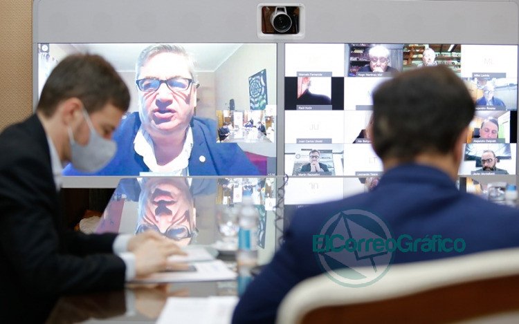Kicillof conmemoró con cámaras empresarias bonaerenses el Día de la Industria