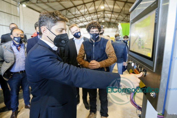 Kicillof presentó nueva tecnología nacional para la transformación de residuos urbanos Kicillof presentó nueva tecnología nacional para la transformación de residuos urbanos