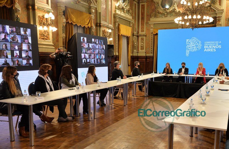 La Provincia presentó Aulas del Bicentenario