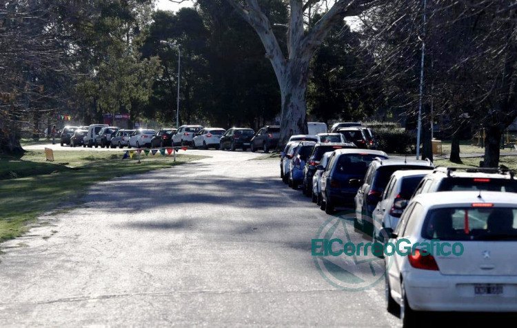 La República de los Niños se convirtió en un autocine con funciones agotadas