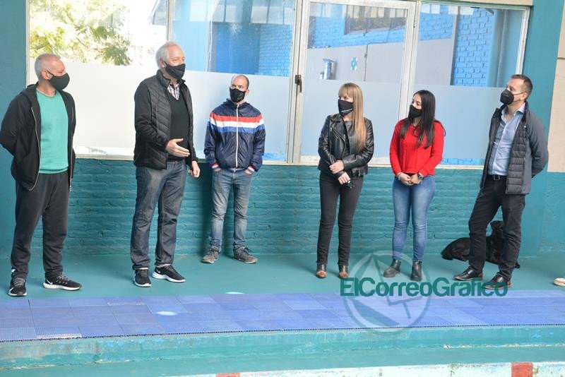 Pasearon por instituciones de Berisso al subsecretario bonaerense de Deportes Pasearon por instituciones de Berisso al subsecretario bonaerense de Deportes