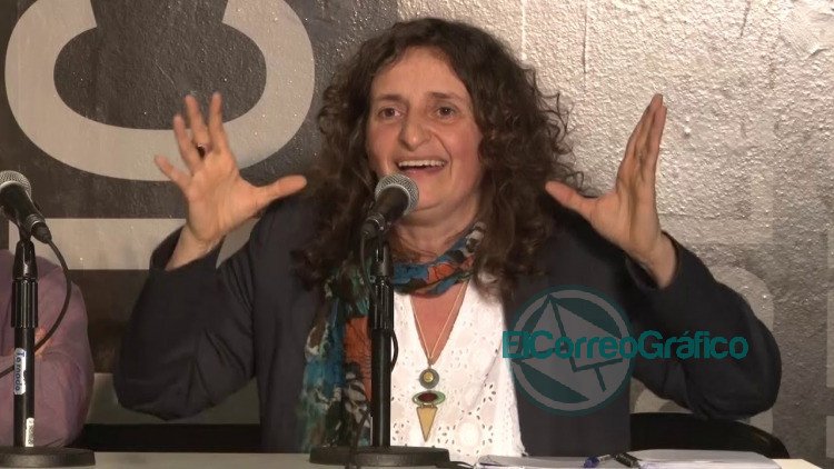 La Comisión Provincial por la Memoria afirmó que la protesta policial “es destituyente” La Comisión Provincial por la Memoria afirmó que la protesta policial “es destituyente”