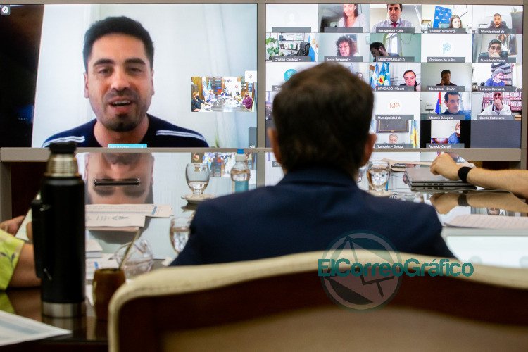 Escuela de Economía y Gestión para el Desarrollo Local para los 135 municipios Escuela de Economía y Gestión para el Desarrollo Local para los 135 municipios