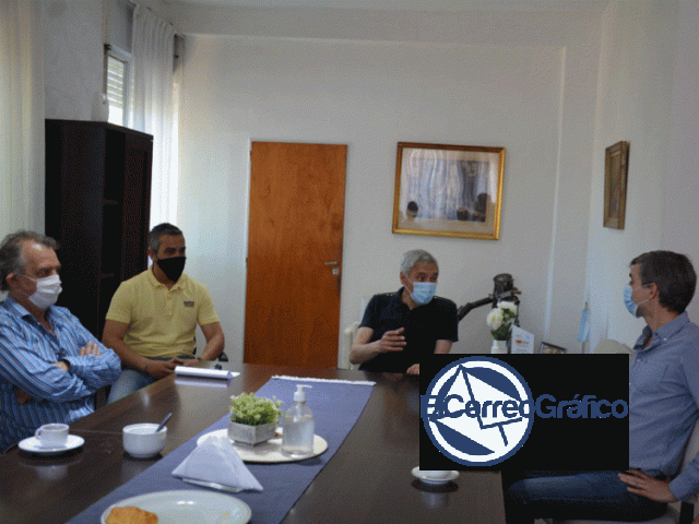 Cagliardi recibió a sus pares empresarios y al personal incorporado por un plan nacional Cagliardi recibió a sus pares empresarios y al personal incorporado por un plan nacional