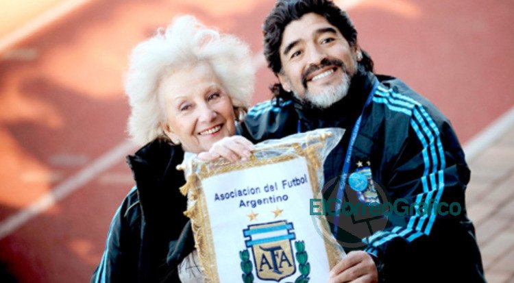 Estela de Carlotto: “Maradona fue valiente, honrado, respetable y bueno”