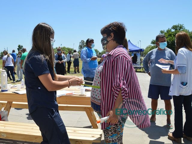 Jornada Integral de Salud Comunitaria en El Carmen Jornada Integral de Salud Comunitaria en El Carmen