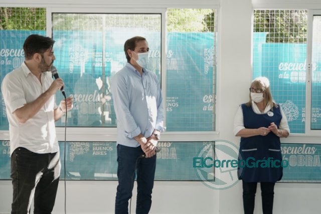 Kicillof inauguró las nuevas instalaciones de escuelas en Moreno, Mar Chiquita y La Plata