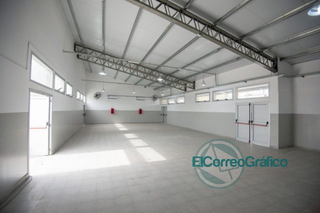 Kicillof inauguró las nuevas instalaciones de escuelas en Moreno, Mar Chiquita y La Plata