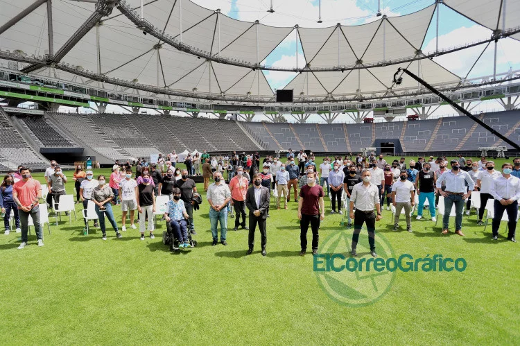 Kicillof presentó un programa de acompañamiento para el retorno seguro del deporte en la Provincia