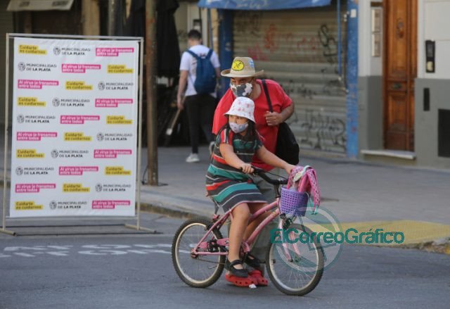 Vuelven las calles peatonales a centros comerciales y espacios verdes