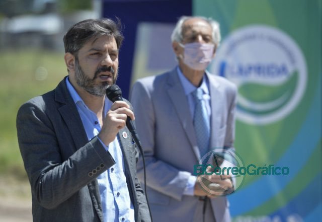 Kicillof: "Construir viviendas es crear trabajo y reconocer los derechos de las y los bonaerenses” Kicillof: "Construir viviendas es crear trabajo y reconocer los derechos de las y los bonaerenses”