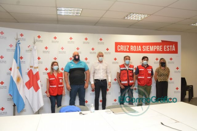 Cagliardi paseó por las instalaciones de la Cruz Roja Argentina en Ezeiza Cagliardi paseó por las instalaciones de la Cruz Roja Argentina en Ezeiza