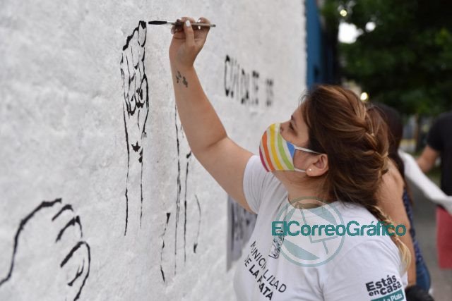 Con murales en lengua de señas, el Municipio promueve la inclusión a través del arte