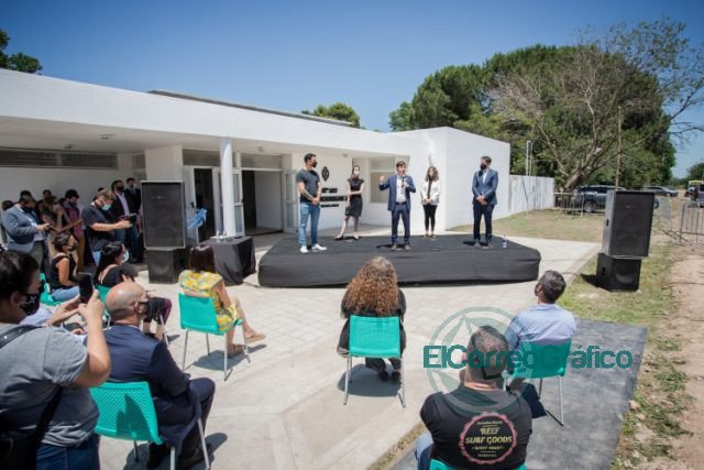 Kicillof inauguró dos jardines de infantes en General Rodríguez
