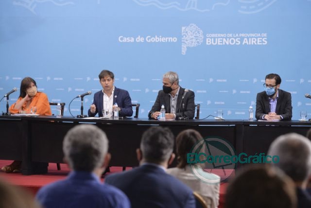 Kicillof y Ferraresi suscribieron convenios con intendentes Kicillof y Ferraresi suscribieron convenios con intendentes